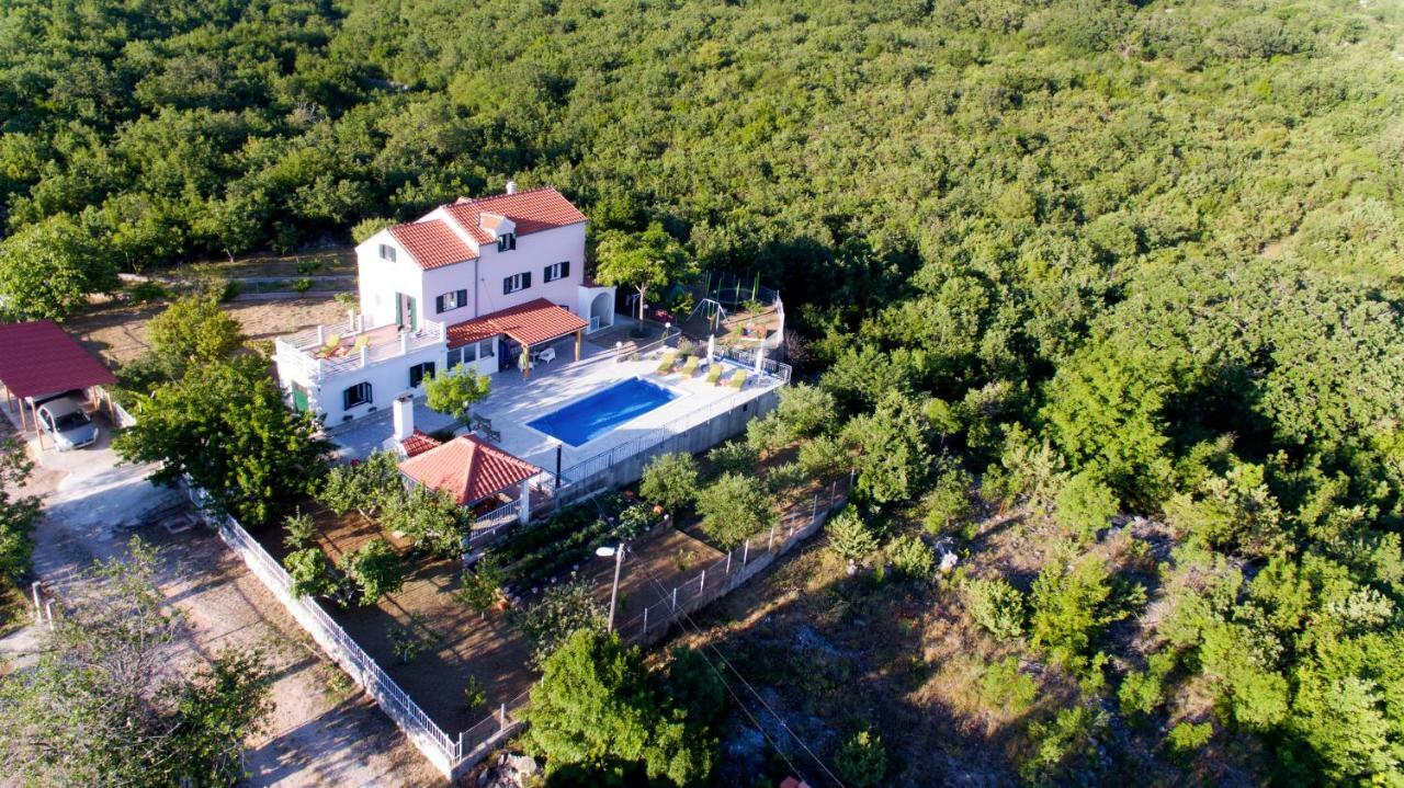 Holiday Home Koprivno Eksteriør bilde