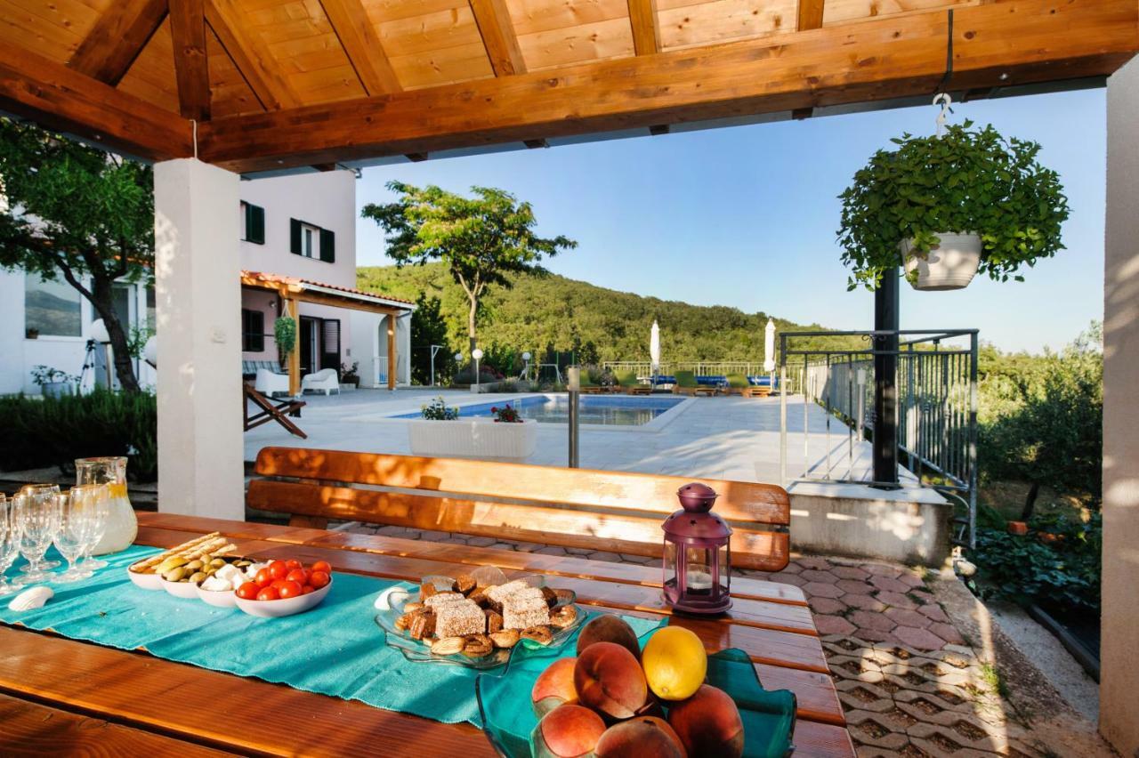 Holiday Home Koprivno Eksteriør bilde