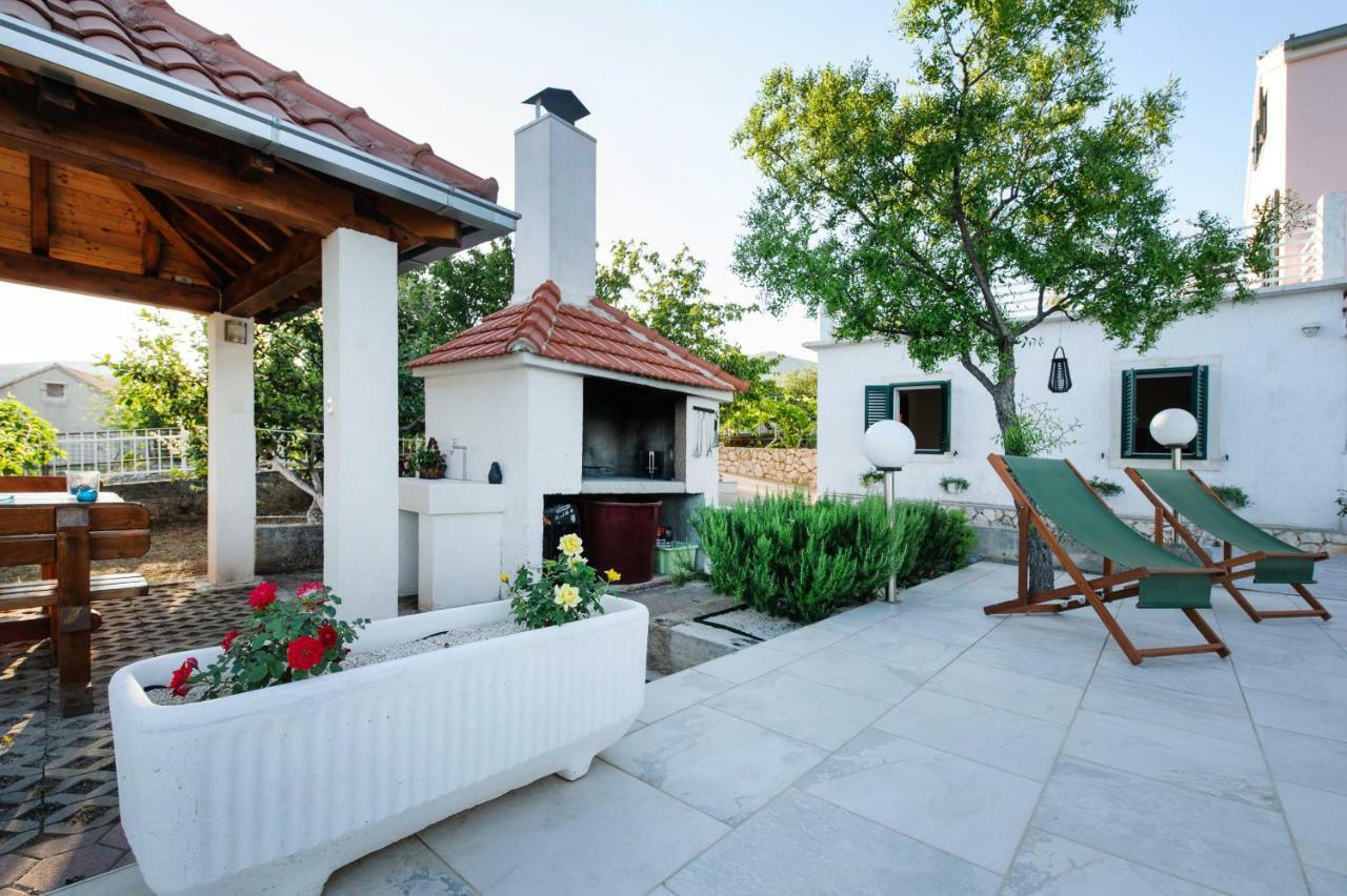Holiday Home Koprivno Eksteriør bilde